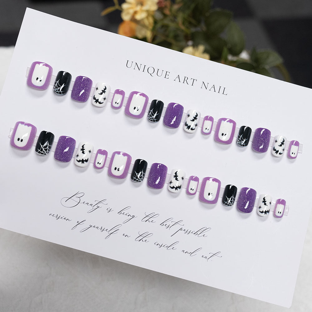 Artistic Halloween-Themed Press-On Nails  1791110837