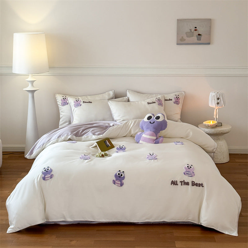 luxurious cotton satin bedding set with embroidered teddy bear appliqués
