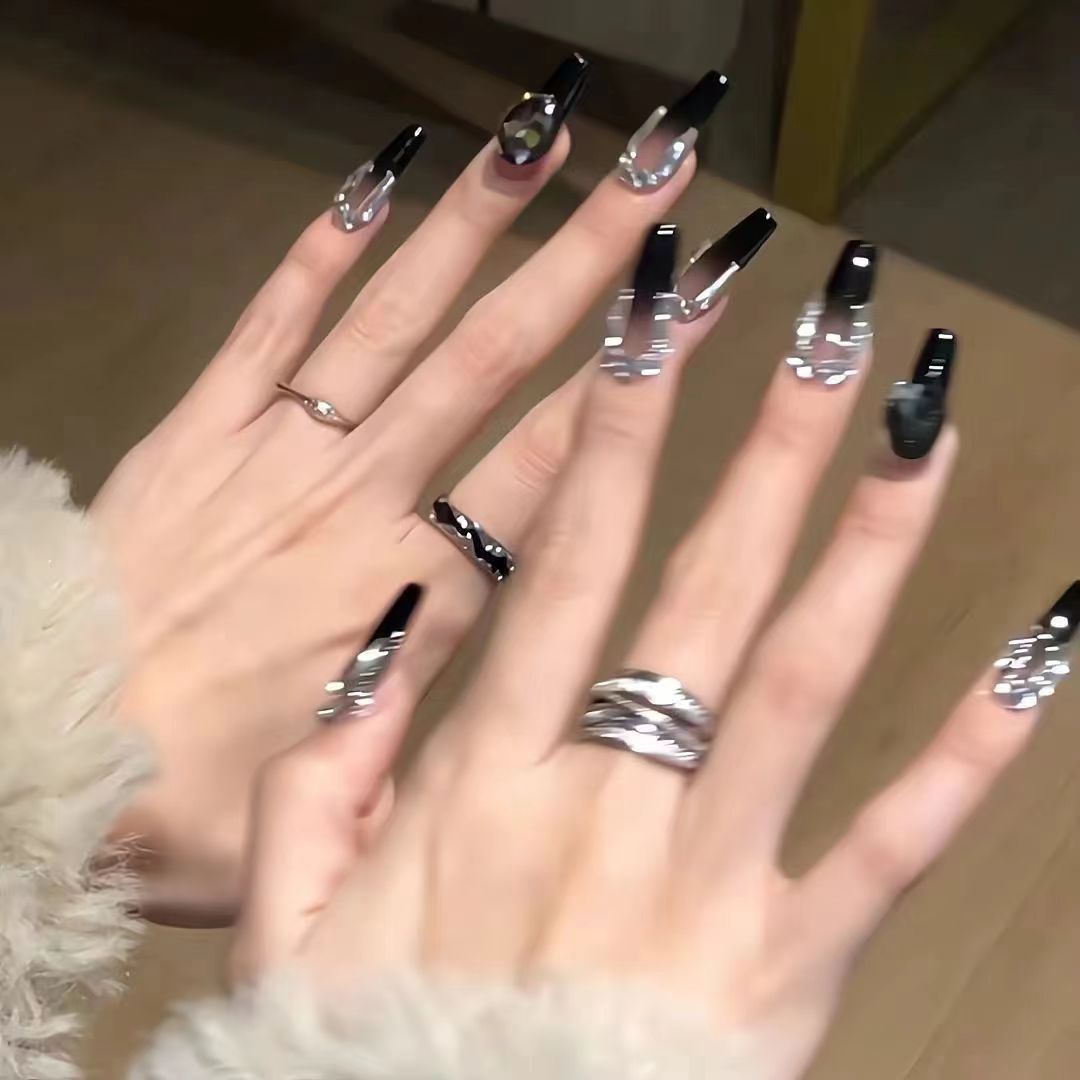 Decorative Press-On Nail Design Set Kalsten