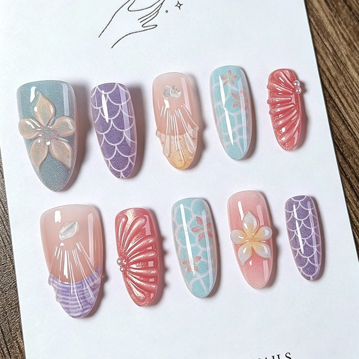 Artificial nail set with floral accents and elegant 3D details Kalsten