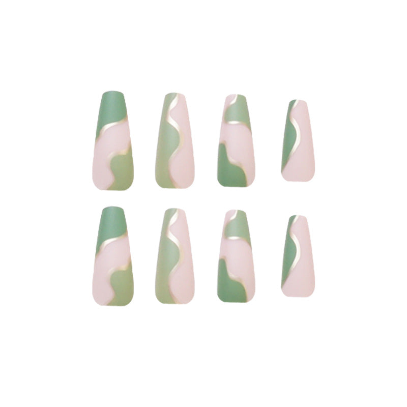 Artful Gel Nails with Elegant Wave Design and Gold Accents Kalsten