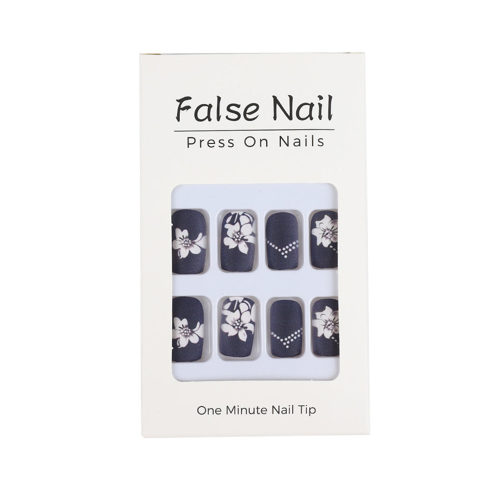 Artificial nails with elegant floral designs Kalsten