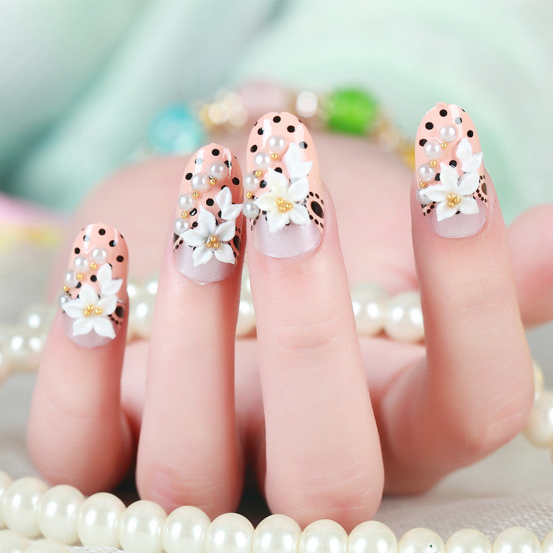Floral-Embellished Press-On Nail Art Set