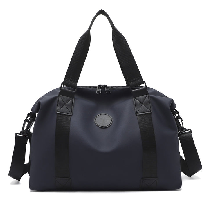 Sporty travel bag with sealed zipper and adjustable shoulder strap Kalsten