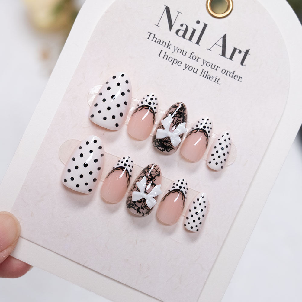 Unique Artistic Press-On Nail Set