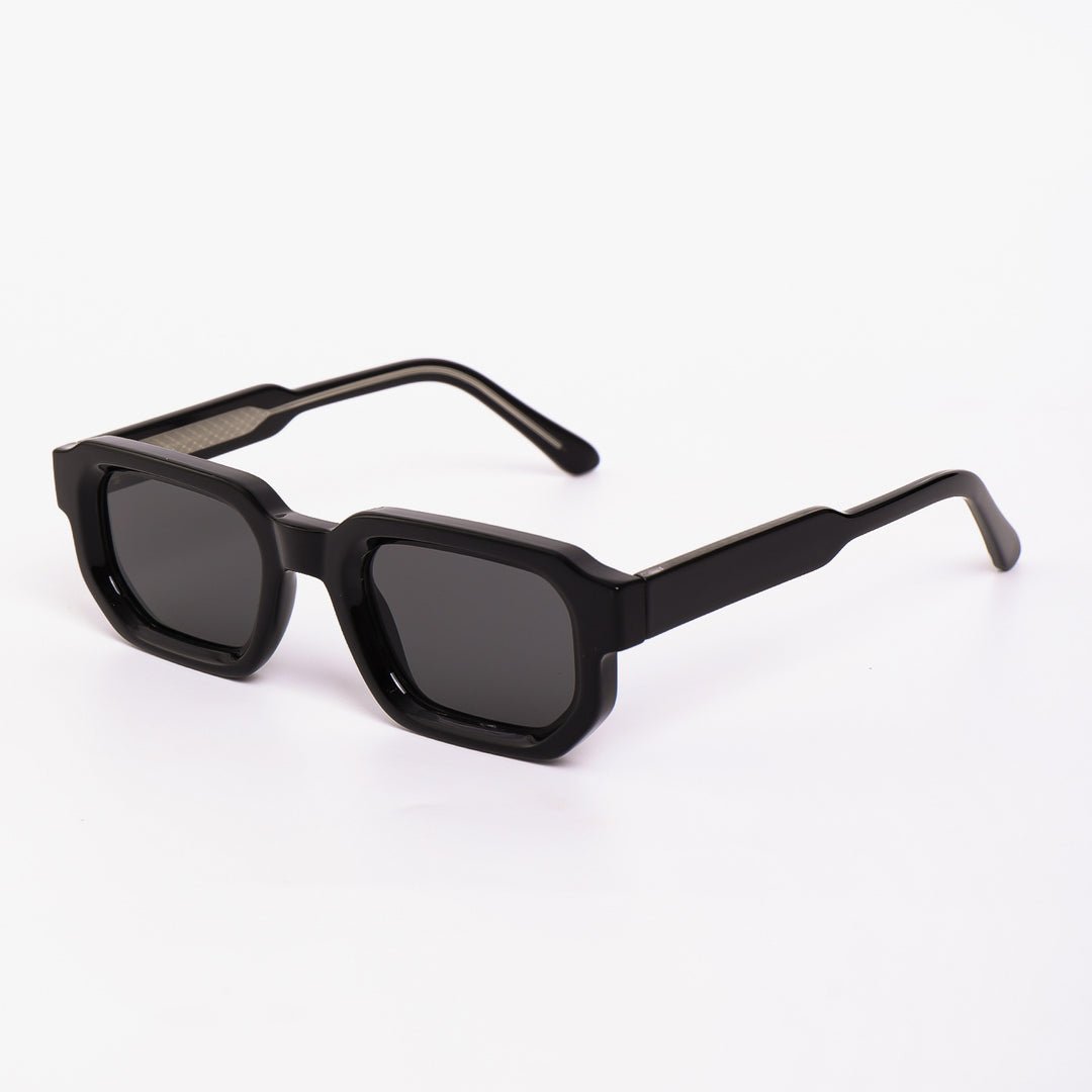 Women's sunglasses in a futuristic design with a shiny frame and fashionable lenses Kalsten