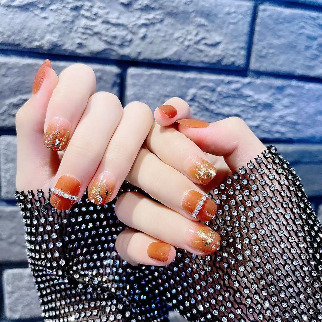 Stylish Nail Art Kalsten