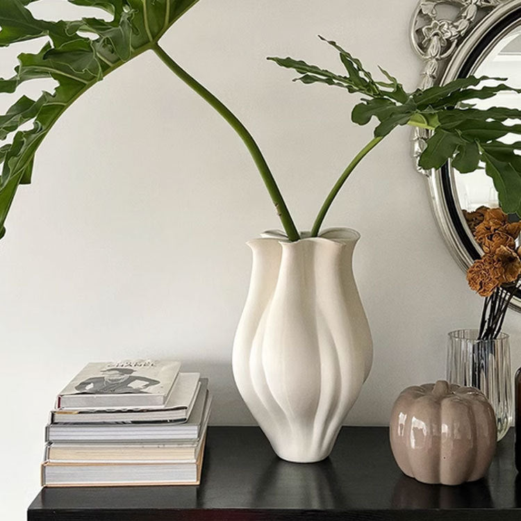 Modern Curved Decorative Vase
