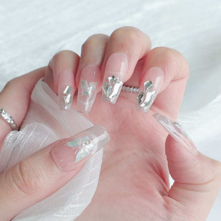Butterfly-Embellished Press-On Nail Set