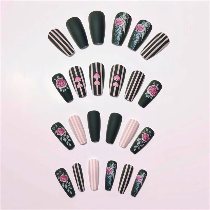 Artificial nails with romantic roses and heart designs Kalsten