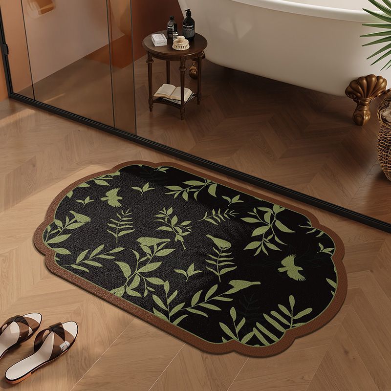 Decorative Bath Mat Kalsten