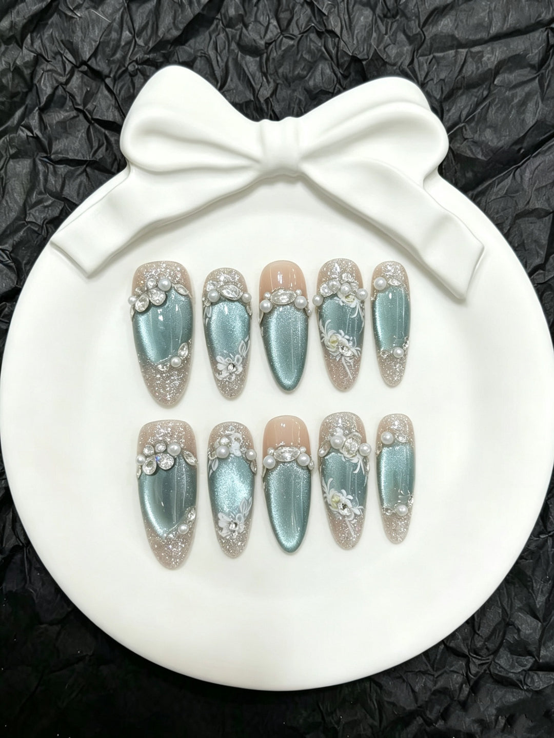 3D Decorative Press-On Nail Art Set