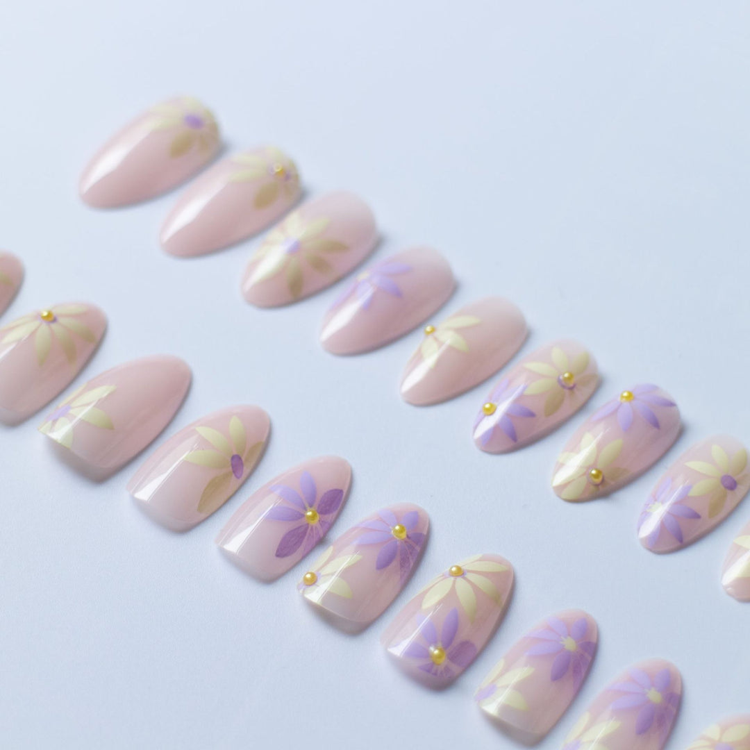 Elegant Floral Acrylic Nail Art