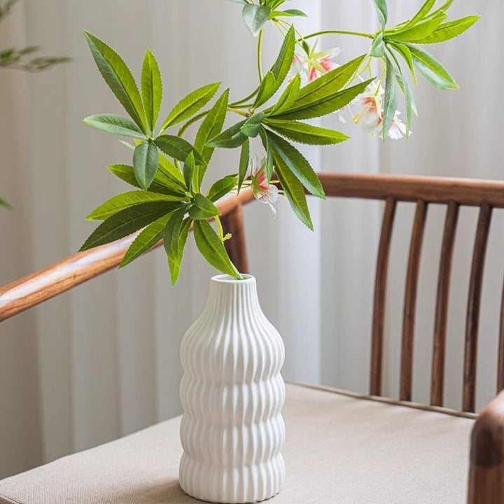 Stylish ceramic vase with wave structure Kalsten