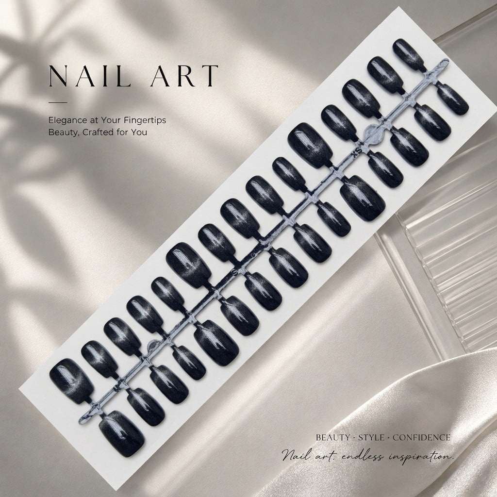 Elegant Nail Art Press-On Set