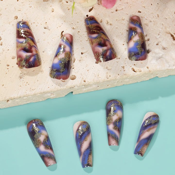 Artificial nails with luxurious design Kalsten