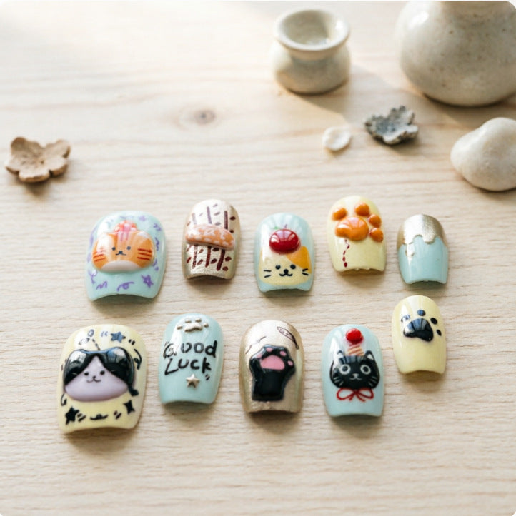 Artistic Nail Art Kalsten