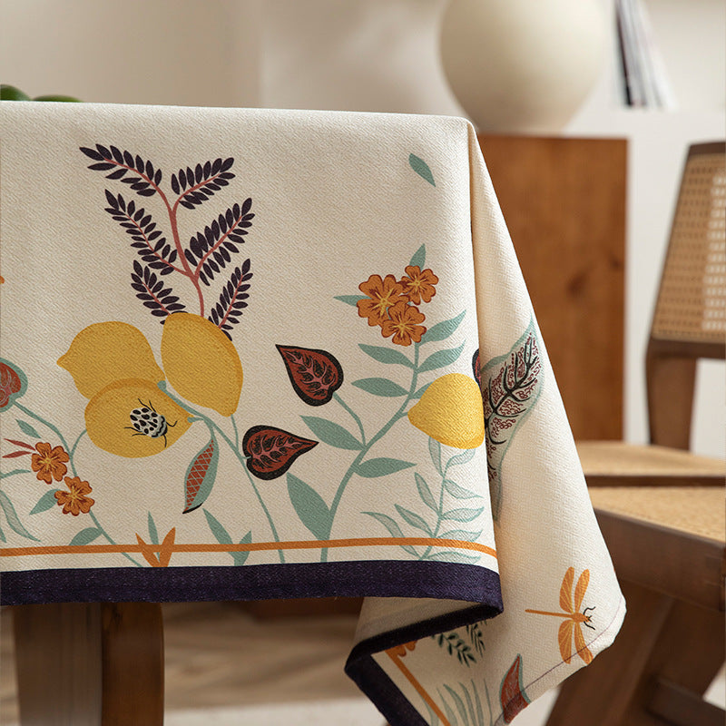 Rectangular tablecloth made of cotton-linen blend with botanical print and stain-resistant surface