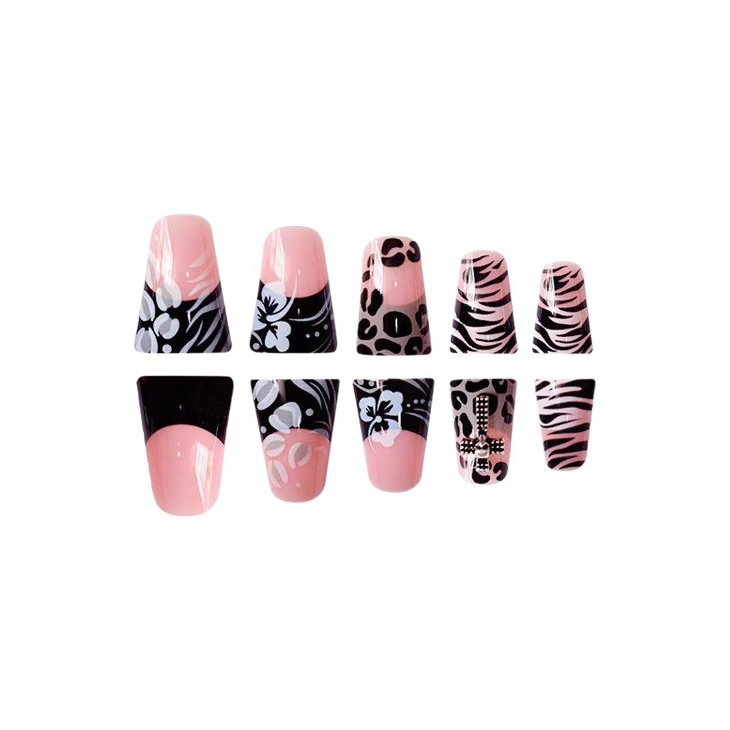 Artistic French Tip Press-On Nails Kalsten