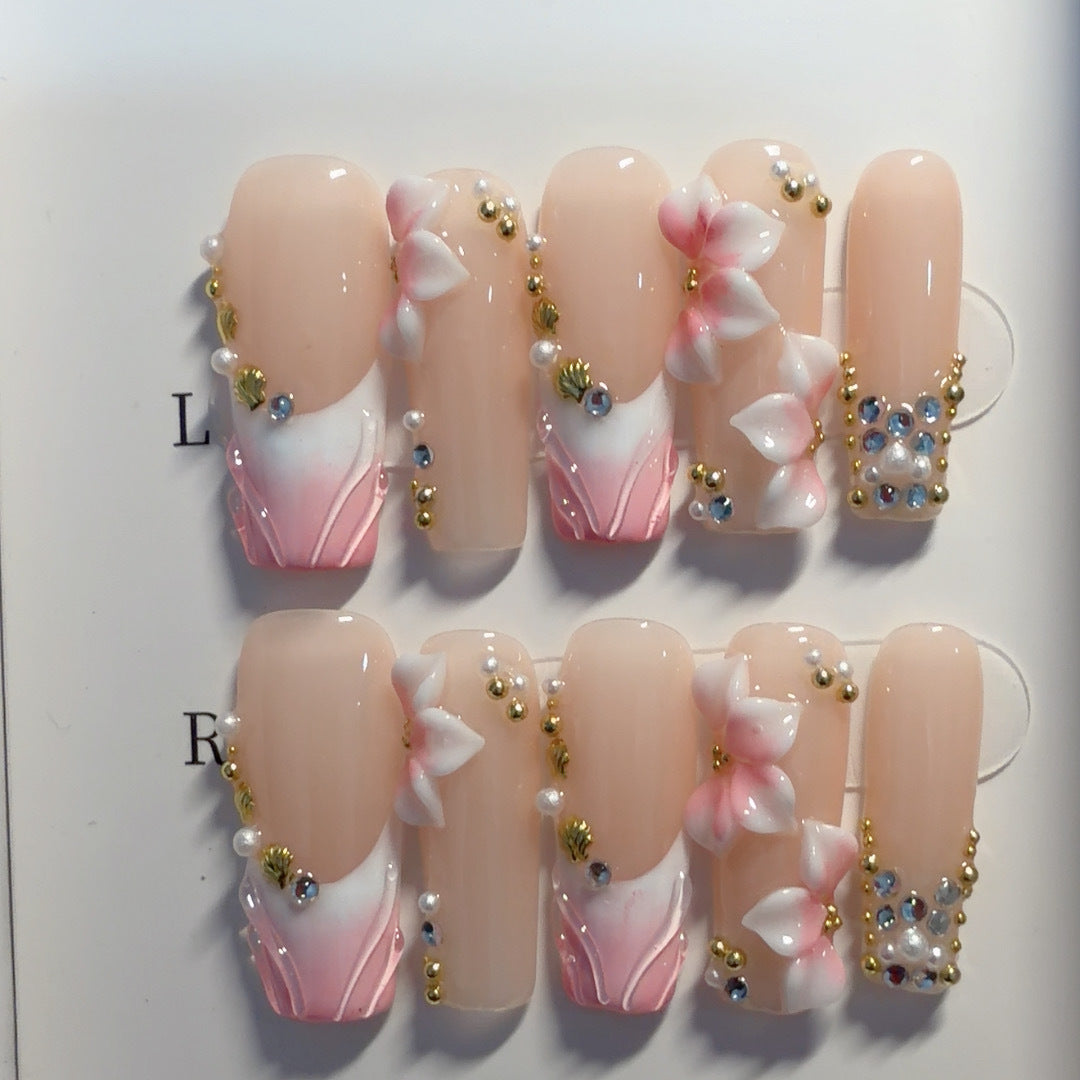 Elegant Floral Press-On Nail Art Set