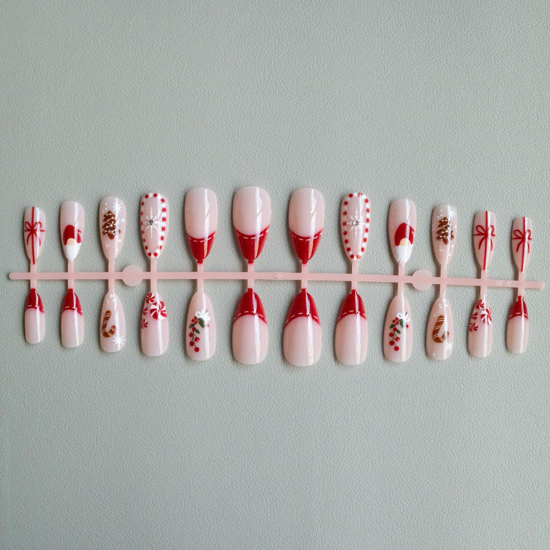 Creative Holiday-Themed Nail Art Kit