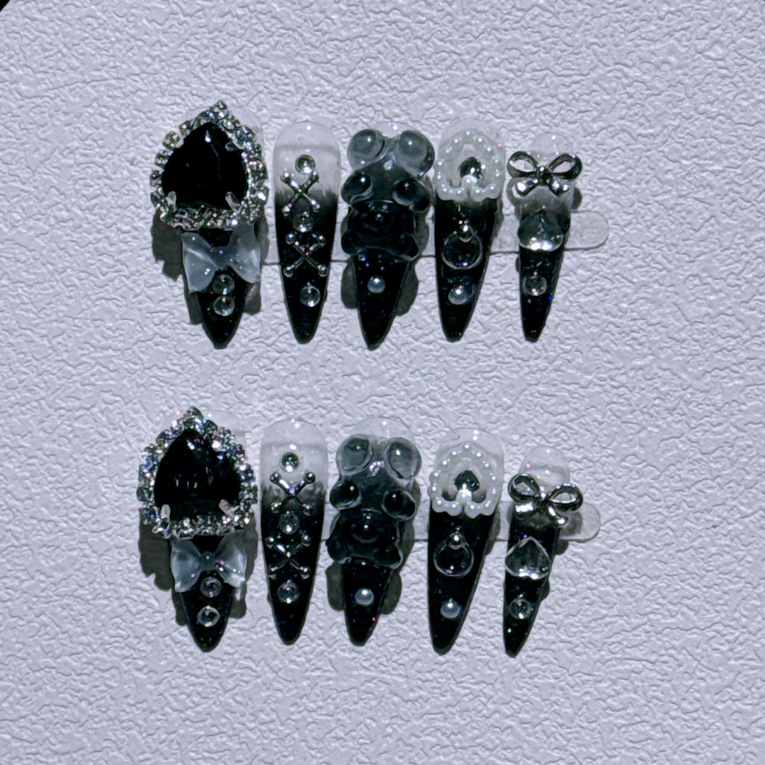 Glamorous Nail Art Extensions