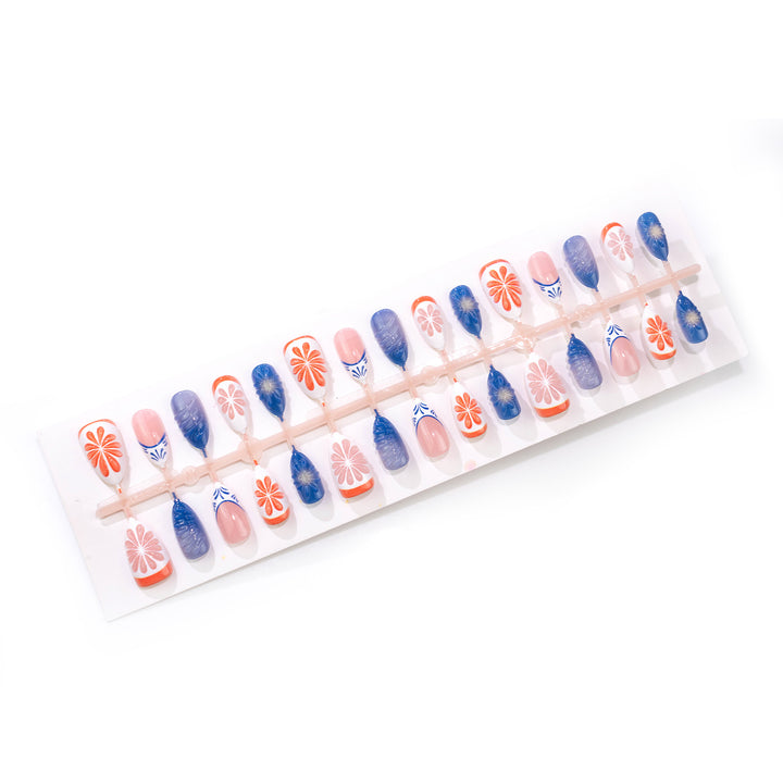 Decorative Floral Accented Press-On Nail Set