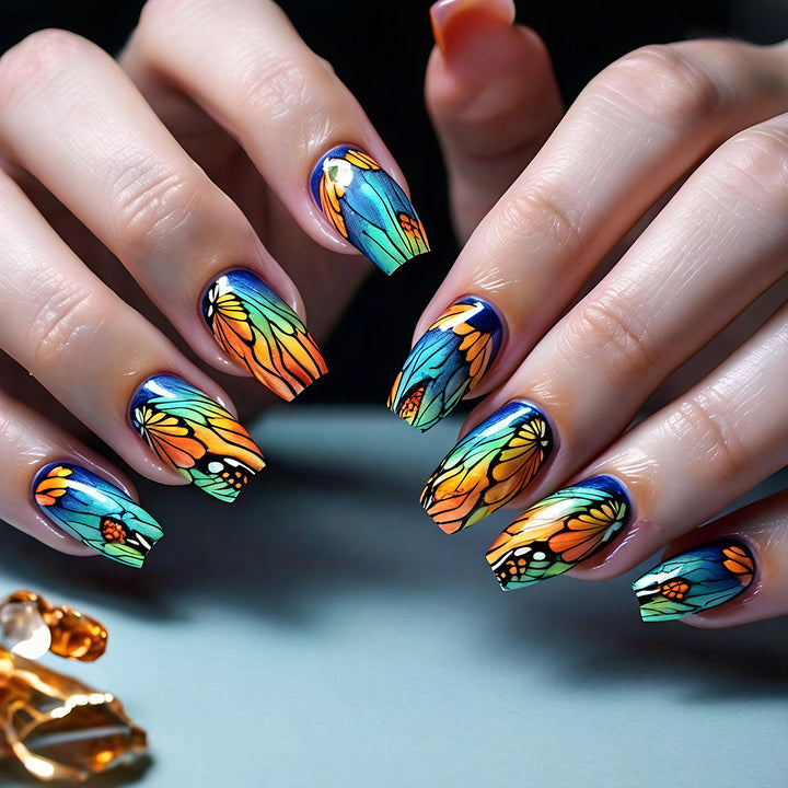 Floral Artistic Nail Art Kalsten