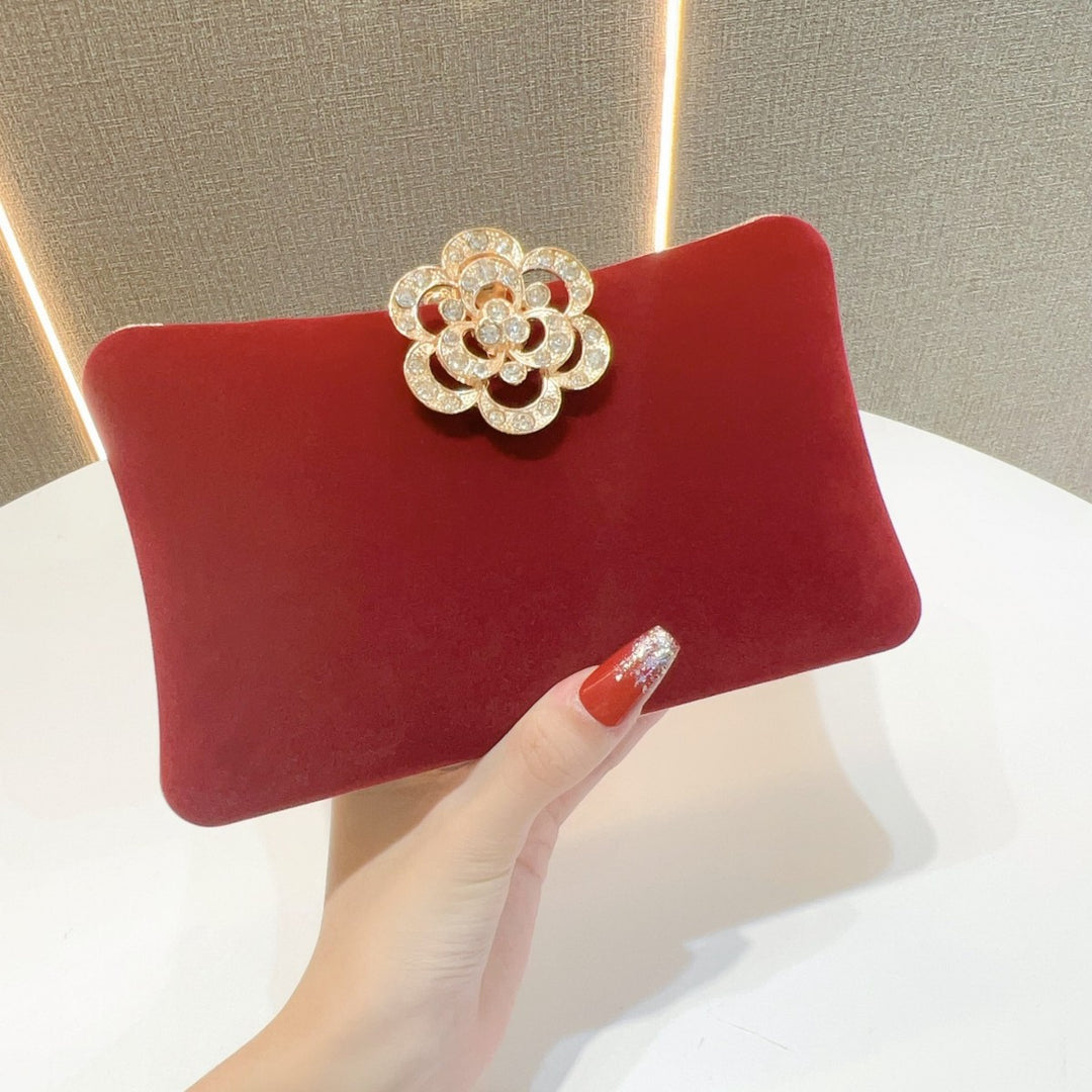Elegant Floral Brooch Evening Clutch