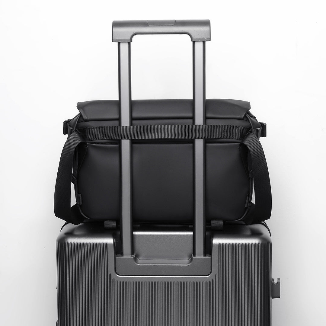 Modern Waterproof Messenger Bag Kalsten