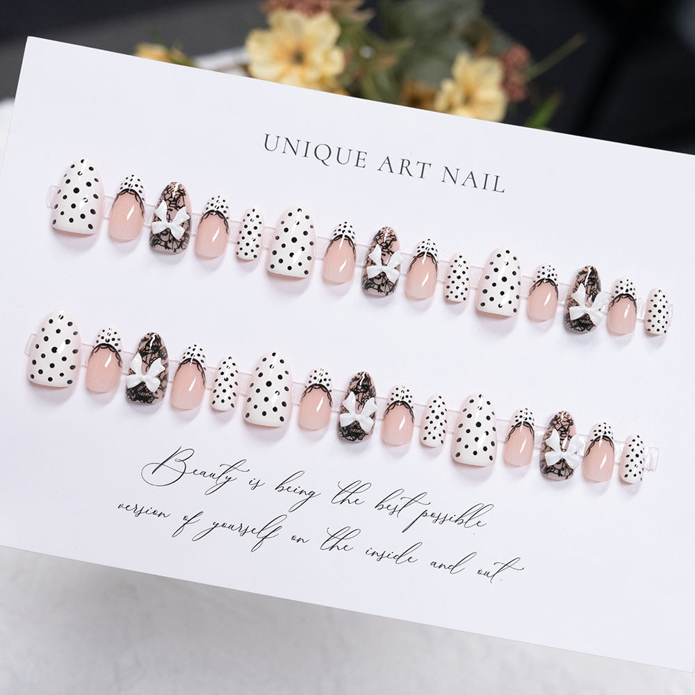 Unique Artistic Press-On Nail Set