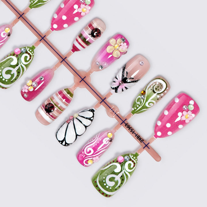 Artificial nail set with playful floral and glitter motifs Kalsten