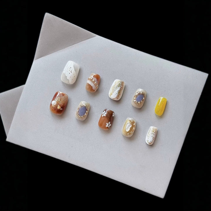Artistic Decorative Press-On Nail Kit