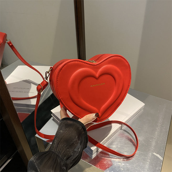 Heart-Shaped Crossbody Bag  1791040610