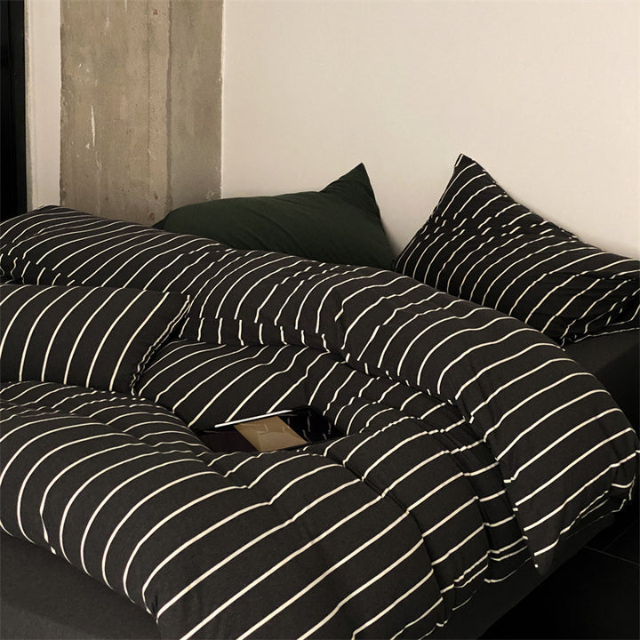 Striped Duvet cover set made of cotton percale with a light quilted look