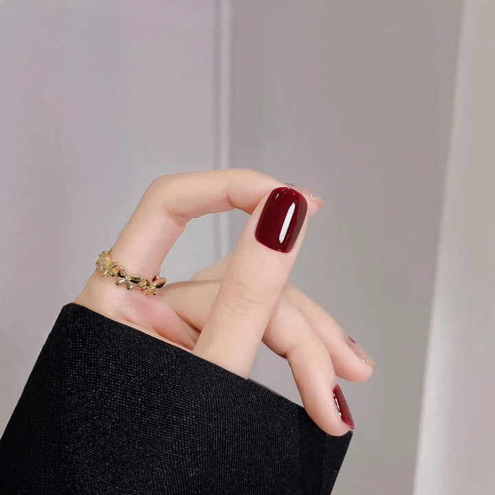 Artistic Heart-Themed Press-On Nail Art Set