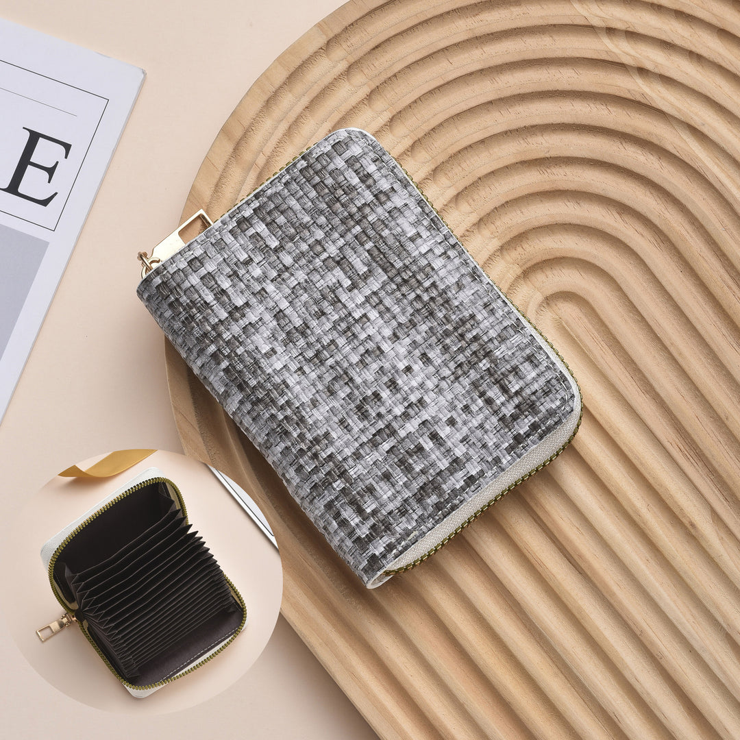 Stylish Multi-Functional Zip Wallet