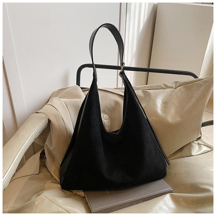 Elegant and Versatile Shoulder Bag Kalsten