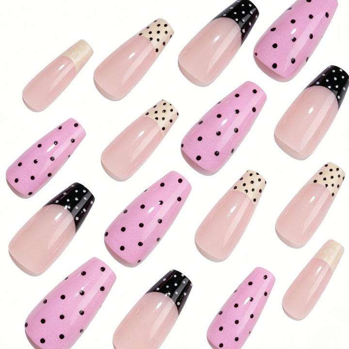 Nail art set with modern color gradients and creative accents Kalsten