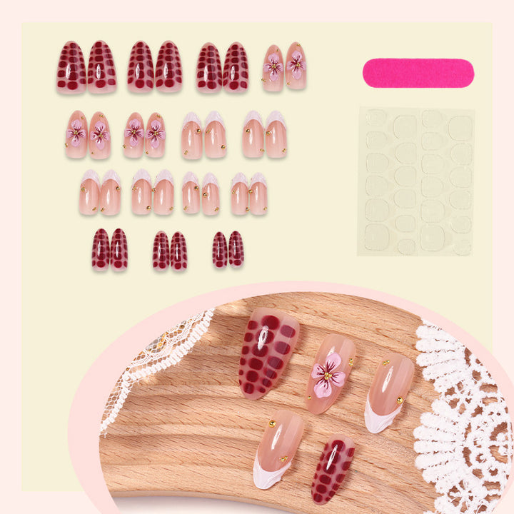 Nail art set with decorative floral and glamorous design Kalsten