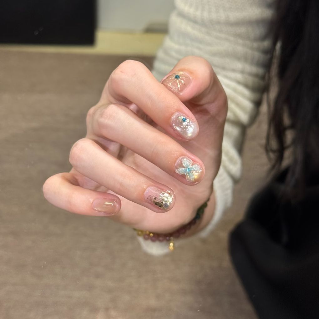 Stylish and Elegant Nail Extensions