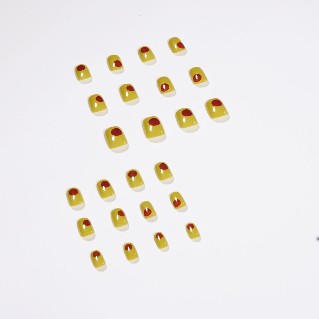Artistic Nail Art in Modern Minimalism Kalsten