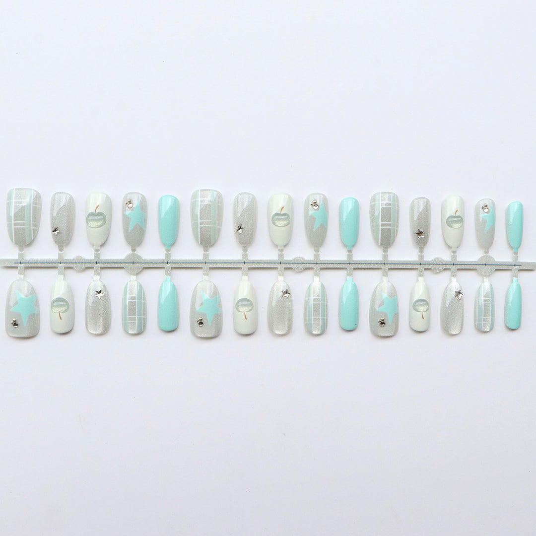 Stylish Press-On Nail Art Set with Geometric Patterns