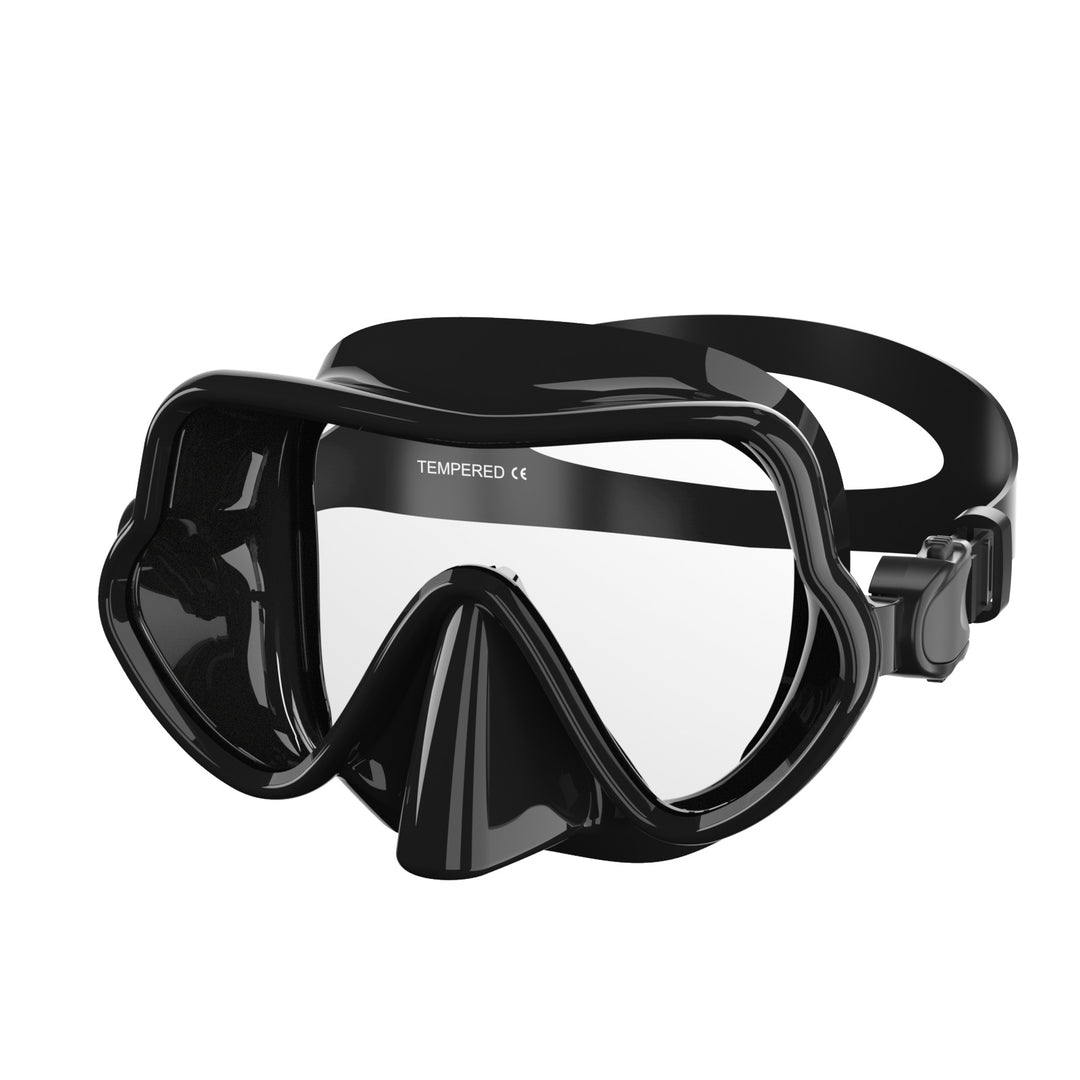 Diving mask with comprehensive field of vision and comfortable silicone border Kalsten