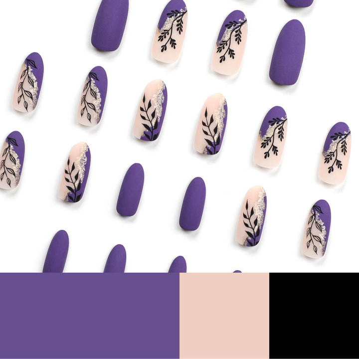 Artfully decorated stiletto nails Kalsten