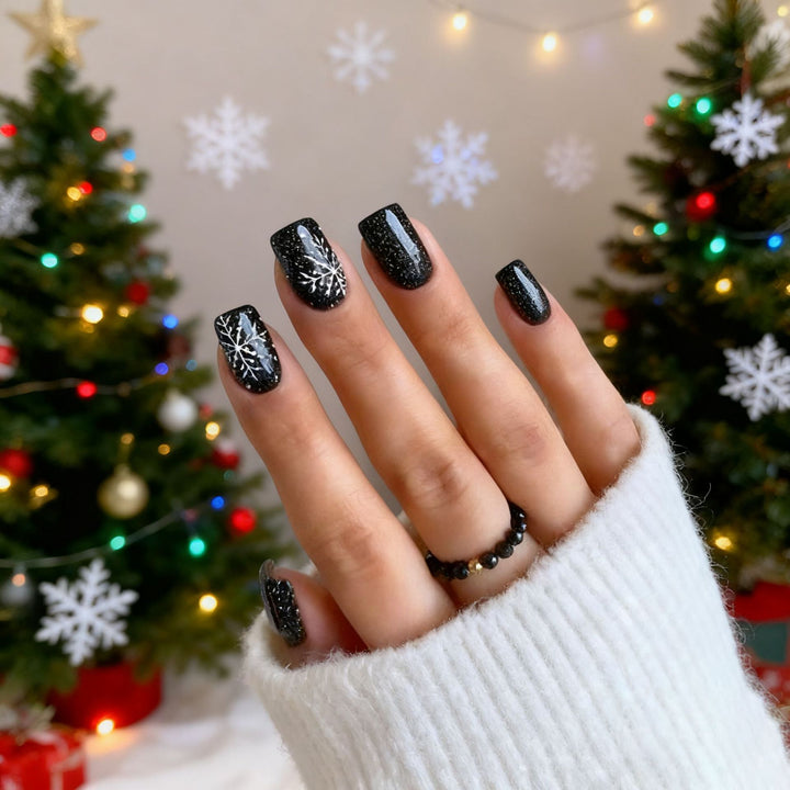 Festive Winter Nail Art Kalsten