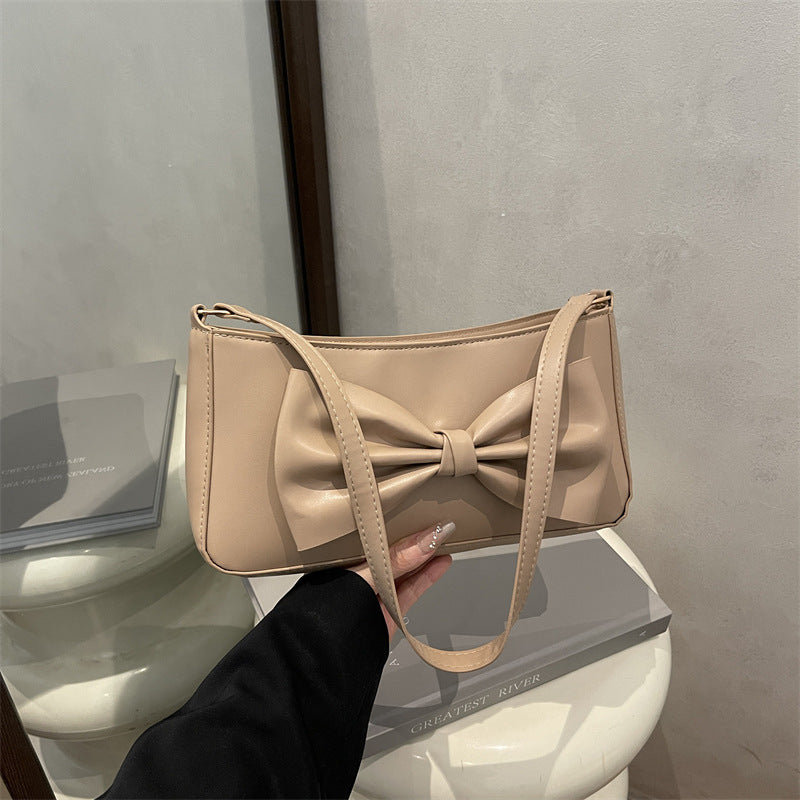 Elegant Bow-Detail Evening Clutch
