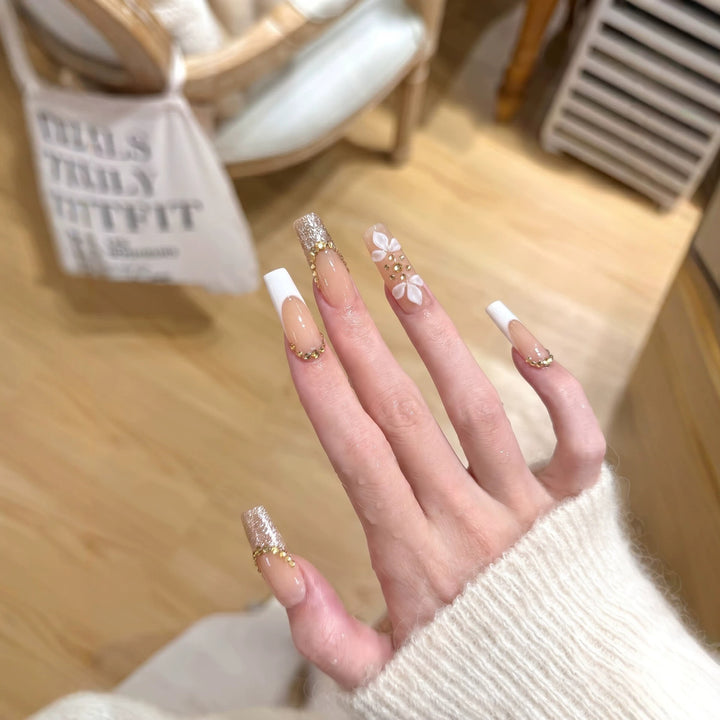 Luxurious Glittery Press-On Nail Art Set with Decorative Floral Accents Kalsten