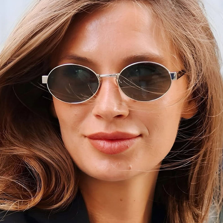 Women's round glasses with elegant metal frame and adjustable nose pads Kalsten