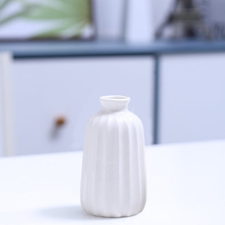 Ribbed Ceramic Bud Vase Kalsten